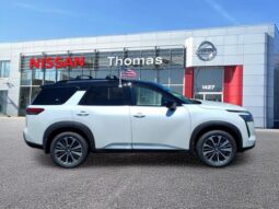 Nissan Pathfinder full