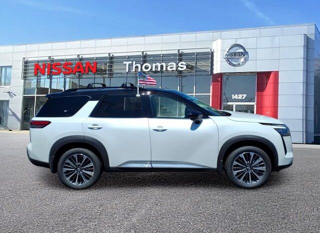 
 Nissan Pathfinder full									
