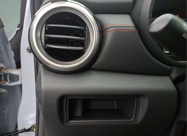 
 Nissan Versa full									