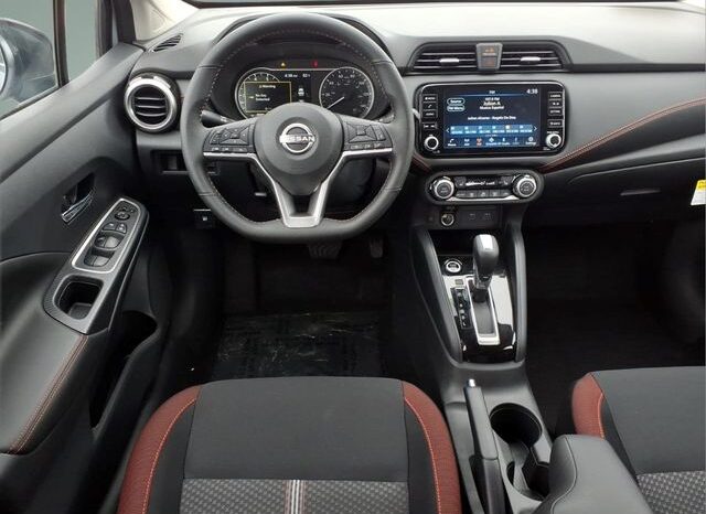 
 Nissan Versa full									