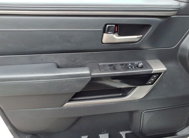 
 Toyota Tundra Hybrid full									