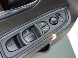 
 Nissan Versa full									