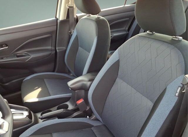 
 Nissan Versa full									