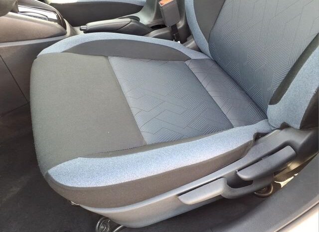
 Nissan Versa full									