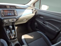 
 Nissan Versa full									