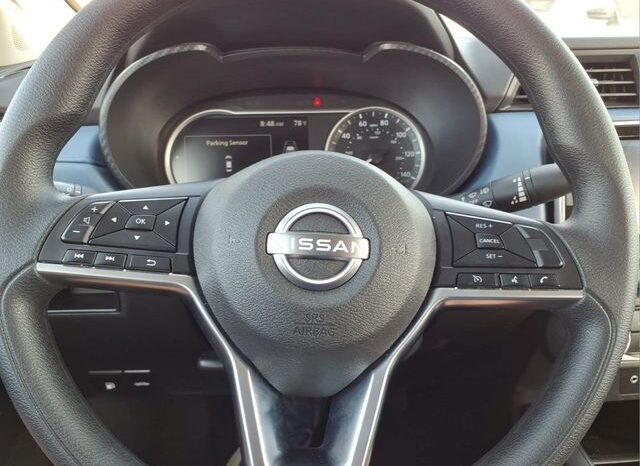 
 Nissan Versa full									