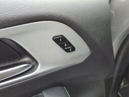 Chrysler Pacifica full