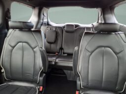 Chrysler Pacifica full