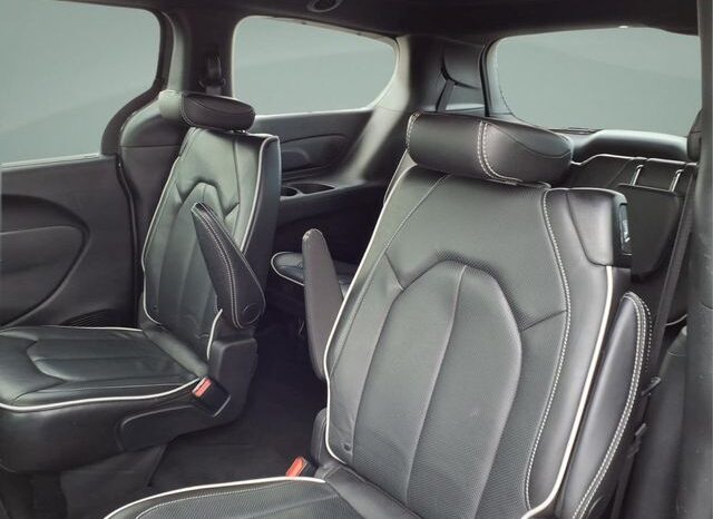 
 Chrysler Pacifica full									