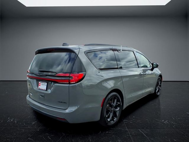 Chrysler Pacifica