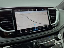 Chrysler Pacifica full