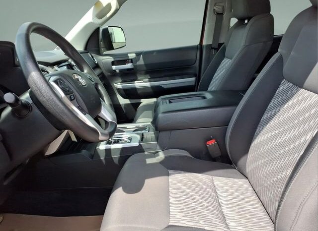 
 Toyota Tundra full									