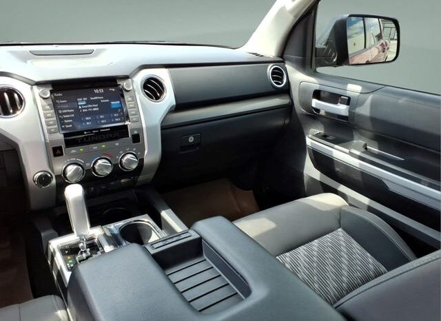 
 Toyota Tundra full									