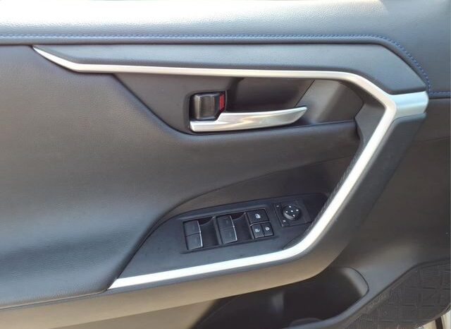 
 Toyota RAV4 Hybrid full									