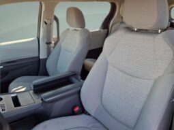 
 Toyota Sienna full									