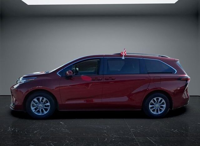 
 Toyota Sienna full									