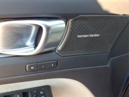 
 Volvo XC40 full									