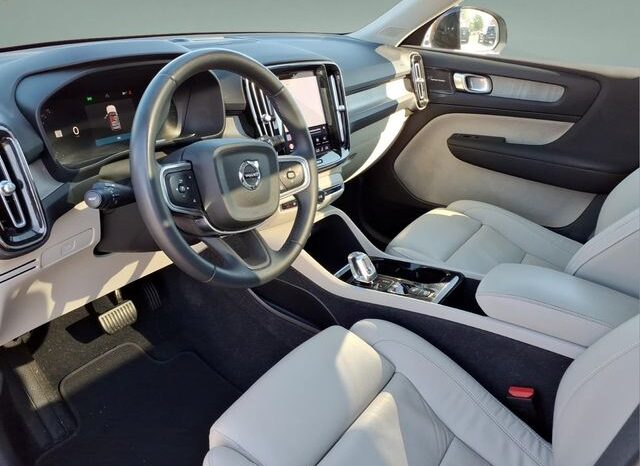 
 Volvo XC40 full									