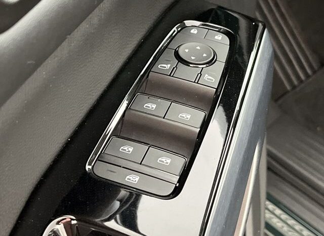 
 Nissan Pathfinder full									