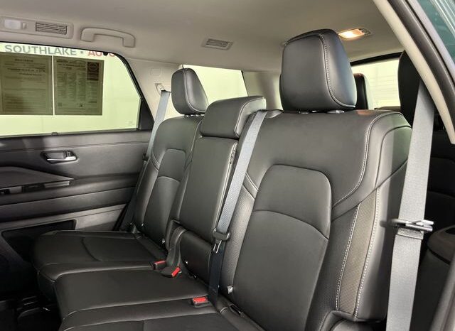 
 Nissan Pathfinder full									