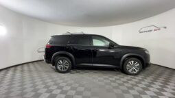 
 Nissan Pathfinder full									