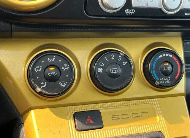 
 Scion xB full									