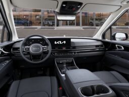 Kia Carnival full