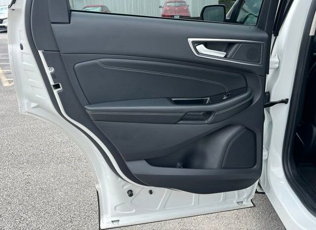 
 Ford Edge full									