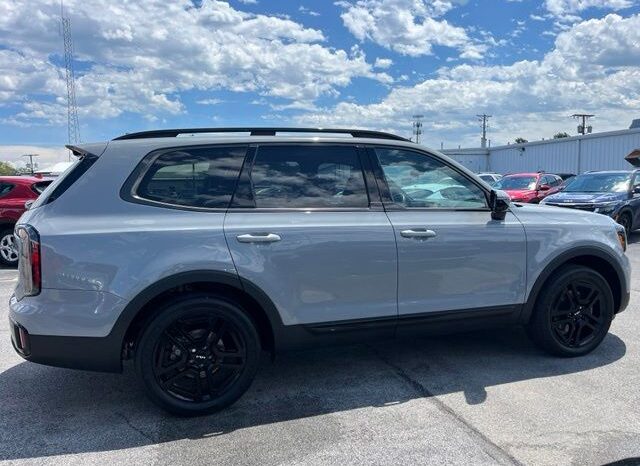 
 Kia Telluride full									