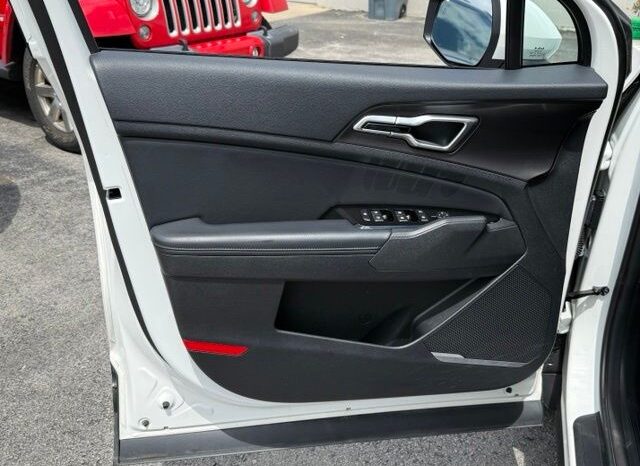 
 Kia Sportage Hybrid full									