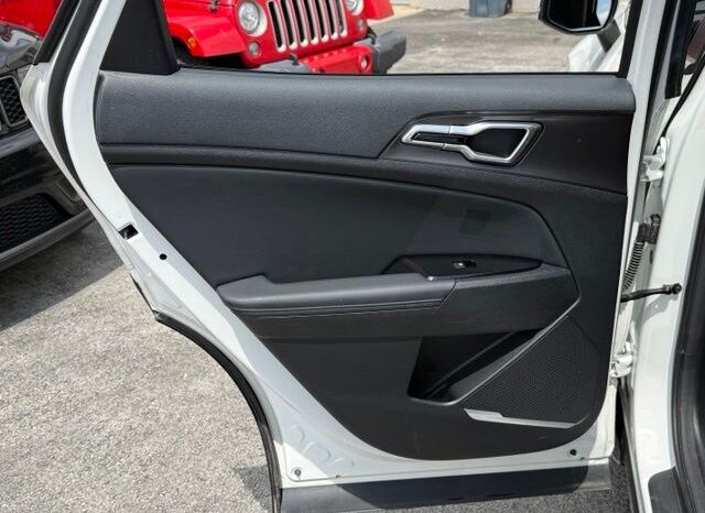 
 Kia Sportage Hybrid full									