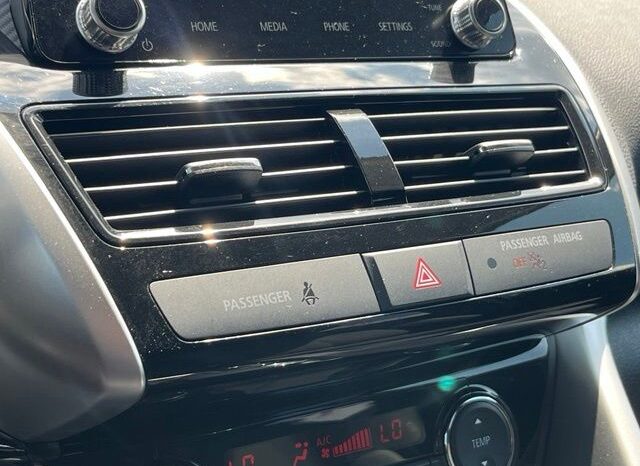 
 Mitsubishi Eclipse Cross full									
