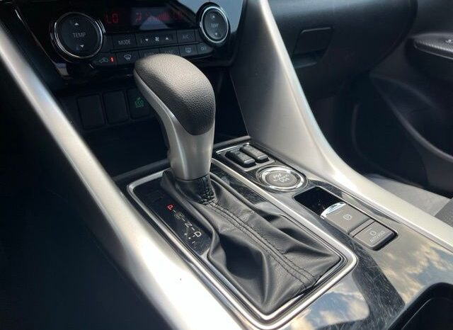 
 Mitsubishi Eclipse Cross full									