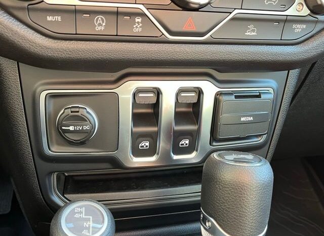 
 Jeep Wrangler full									