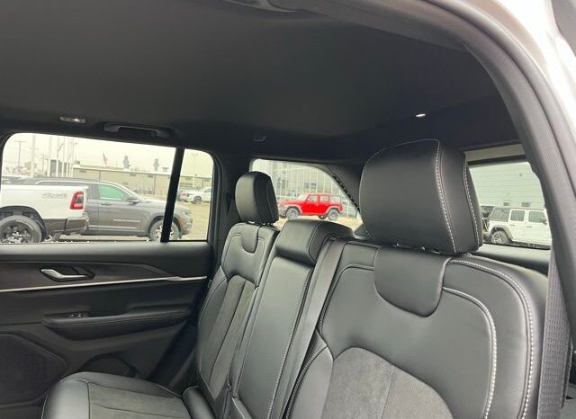 
 Jeep Grand Cherokee full									