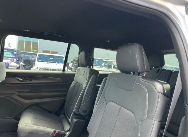 
 Jeep Grand Cherokee L full									