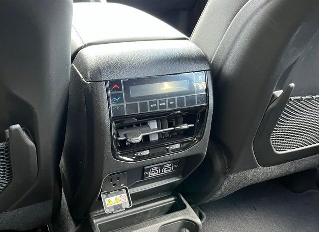 
 Jeep Grand Cherokee L full									