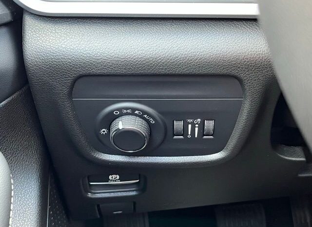 
 Jeep Grand Cherokee L full									