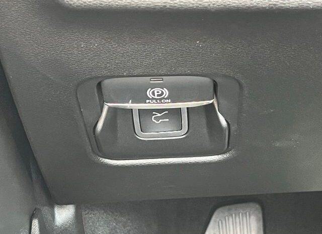 
 Jeep Cherokee full									
