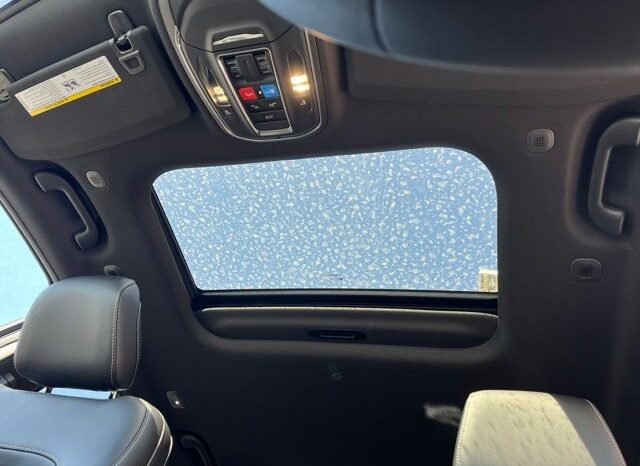 
								Jeep Grand Cherokee L full									