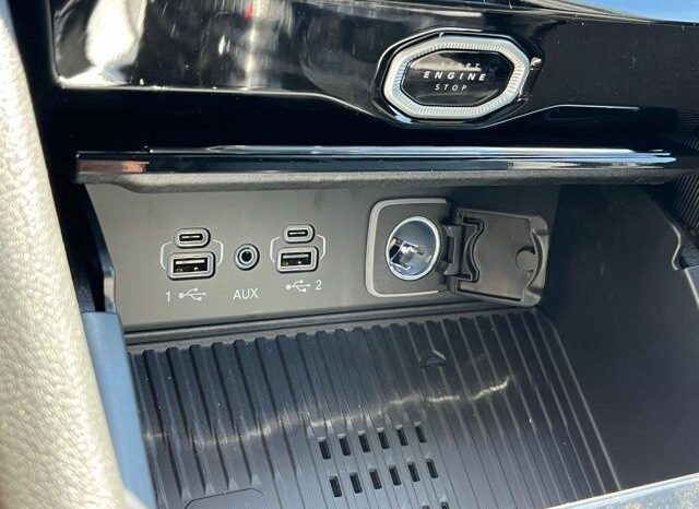 
								Jeep Grand Cherokee L full									