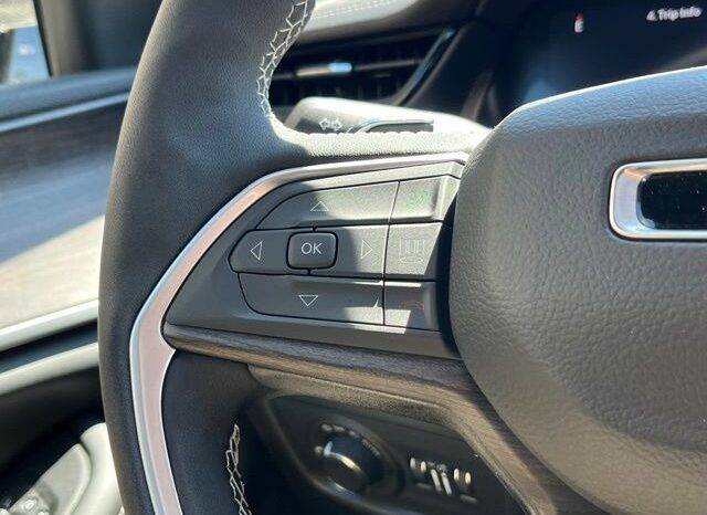 
								Jeep Grand Cherokee L full									