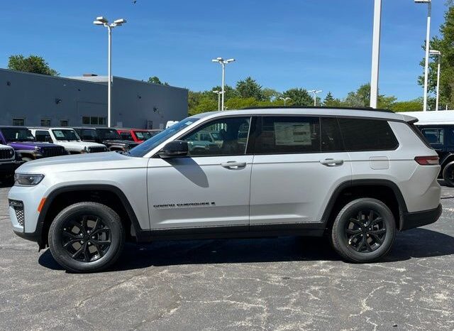 
								Jeep Grand Cherokee L full									