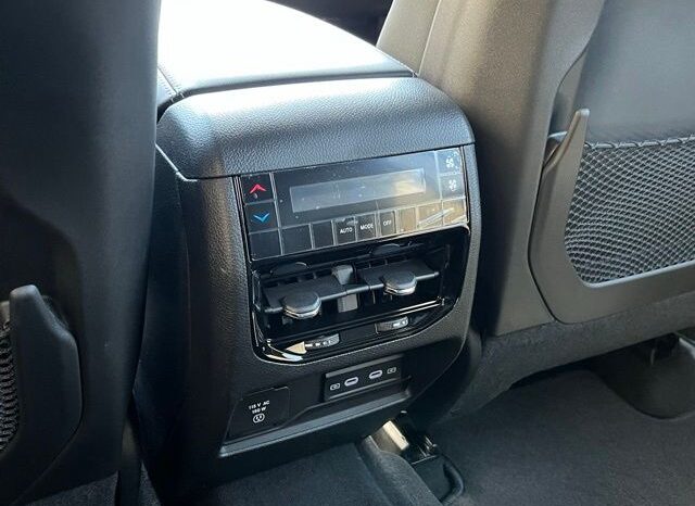 
								Jeep Grand Cherokee L full									