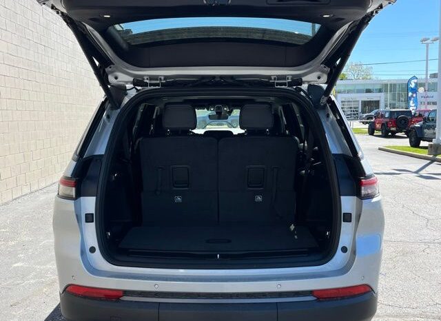 
								Jeep Grand Cherokee L full									