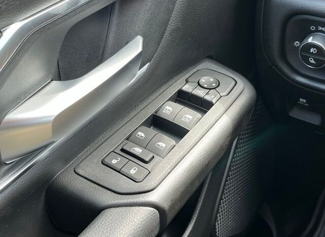 
								Ram 1500 full									