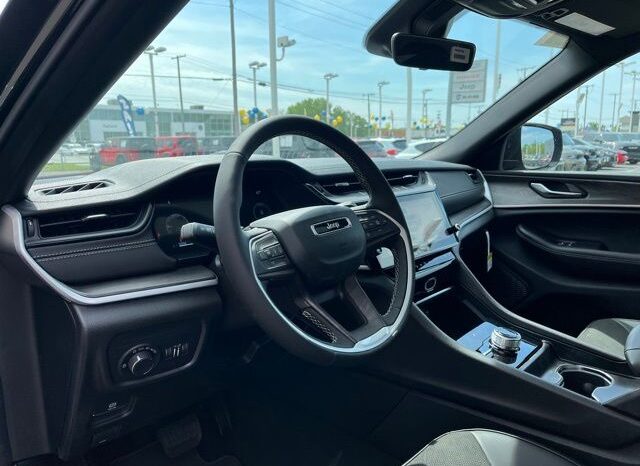 
 Jeep Grand Cherokee L full									