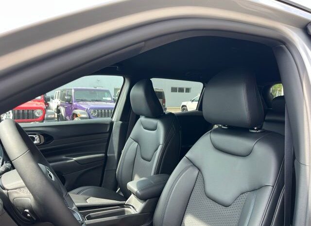 
 Jeep Compass full									