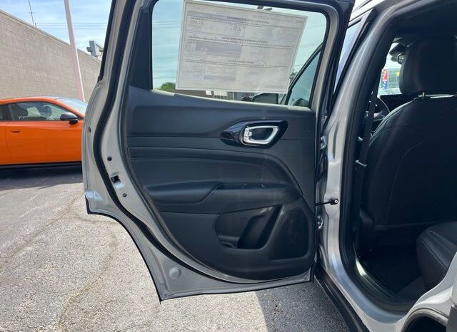 
 Jeep Compass full									