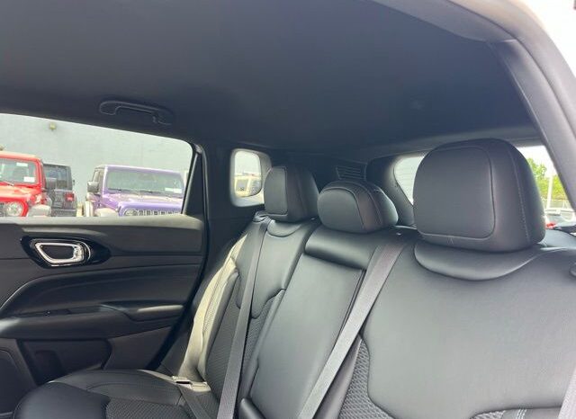 
 Jeep Compass full									